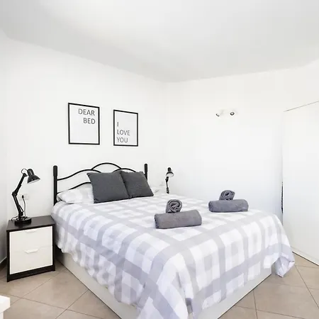 Home2Book Cozy Triplex Las Americas, Terrace & View Daire