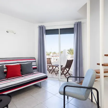 Home2Book Cozy Triplex Las Americas, Terrace & View